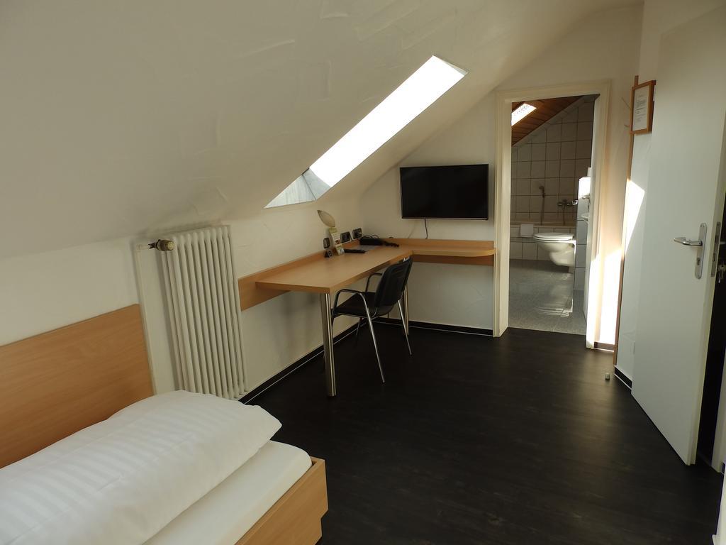 H41 Inn Hotel Garni Freiburg (Adults Only) Gundelfingen  Bagian luar foto