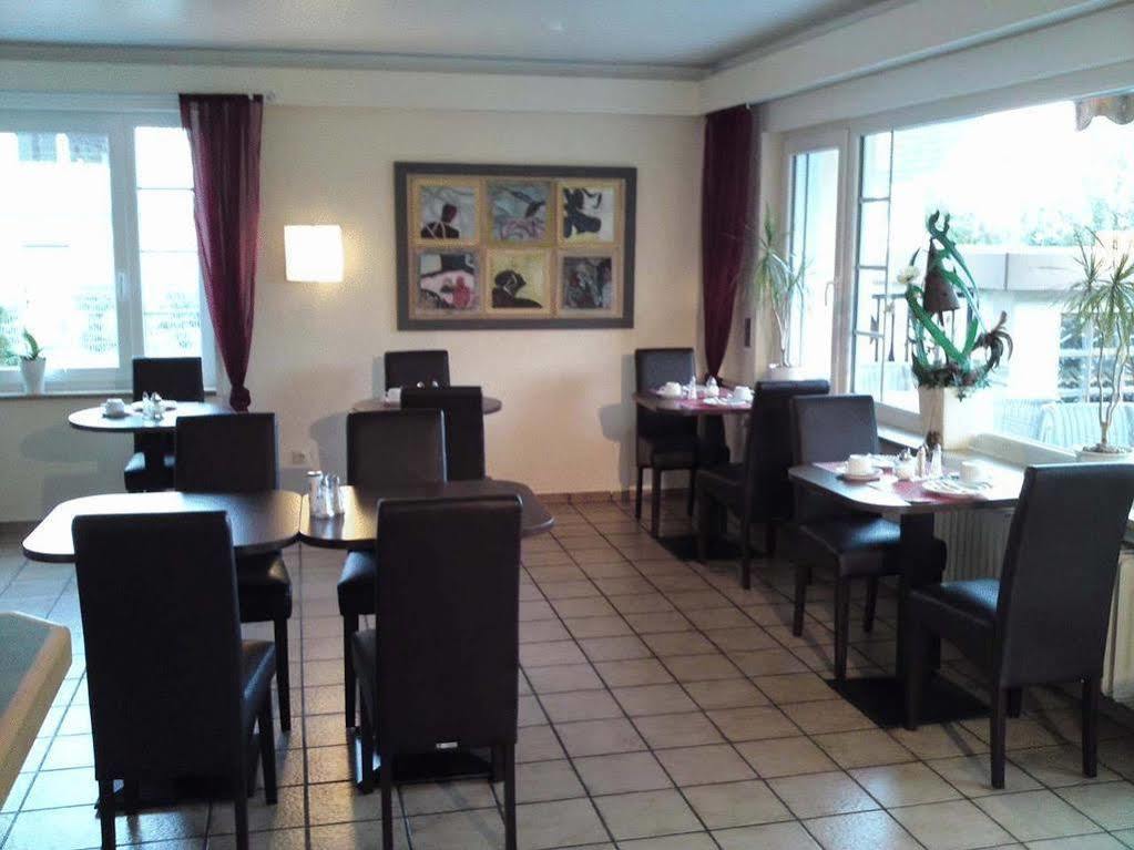 H41 Inn Hotel Garni Freiburg (Adults Only) Gundelfingen  Bagian luar foto