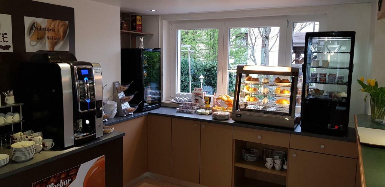 H41 Inn Hotel Garni Freiburg (Adults Only) Gundelfingen  Bagian luar foto